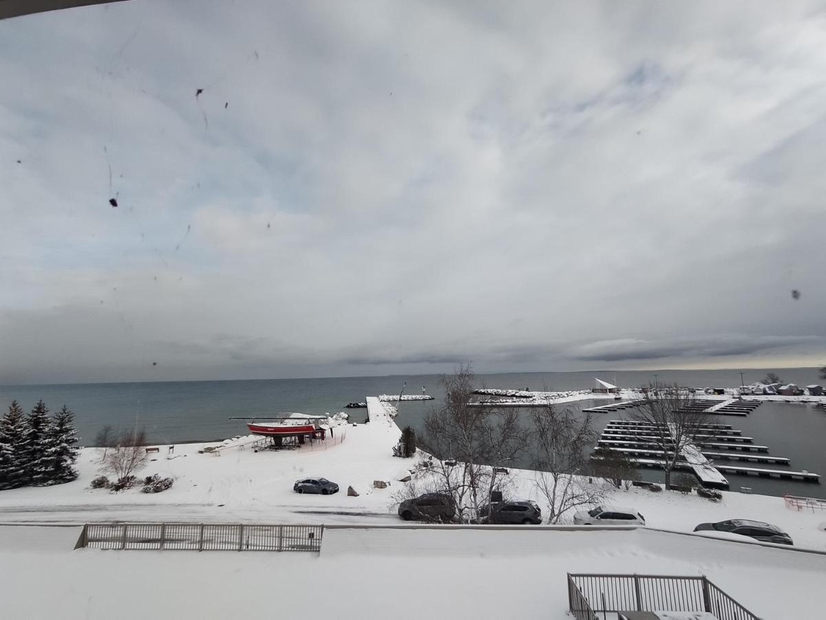 Royal Harbour Resort Thornbury Eksteriør bilde